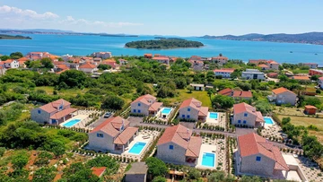3-Bedroom Villa for Up to 6 in Pašman