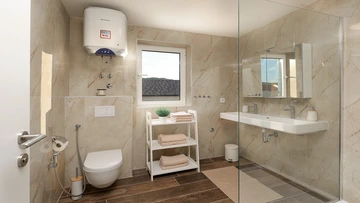 3-Bedroom Villa for Up to 6 in Pašman