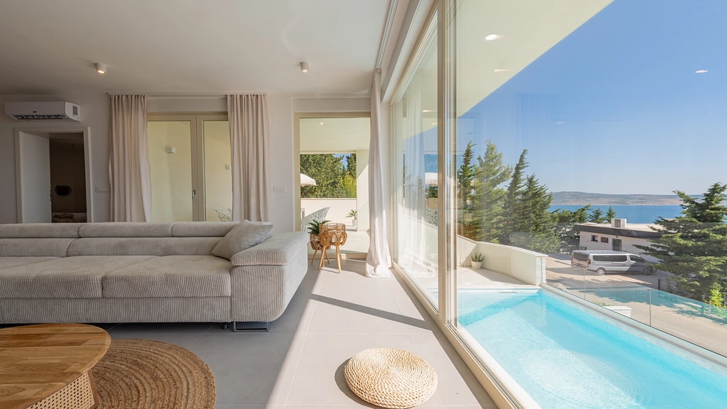 2-Bedroom Villa in Starigrad Paklenica (Sleeps 6)
