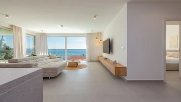 2-Bedroom Villa in Starigrad Paklenica (Sleeps 6)