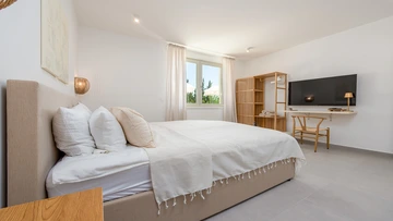 2-Bedroom Villa in Starigrad Paklenica (Sleeps 6)