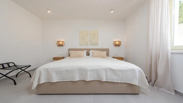 2-Bedroom Villa in Starigrad Paklenica (Sleeps 6)