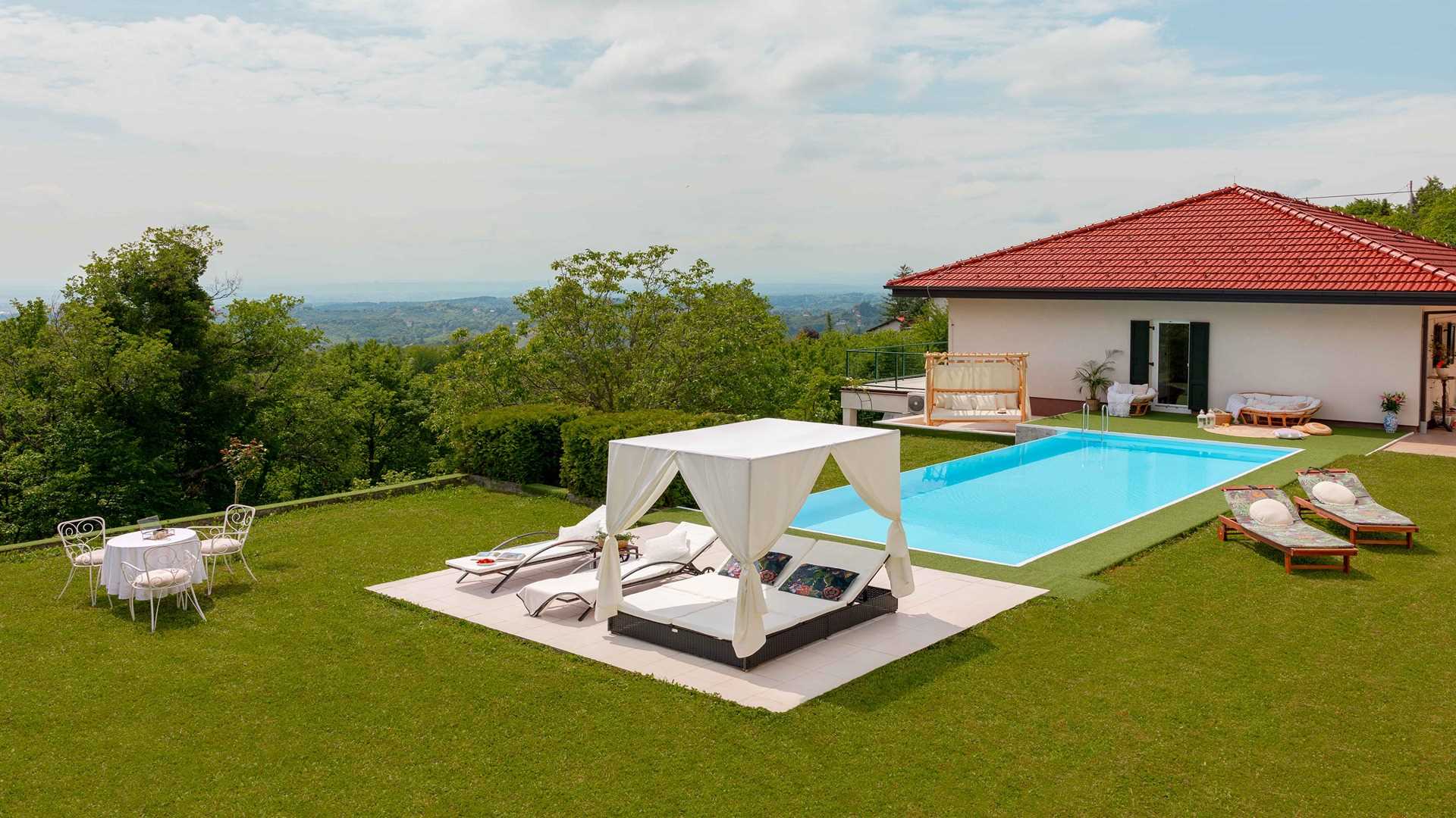 Modern countryside villa with a pool and spa