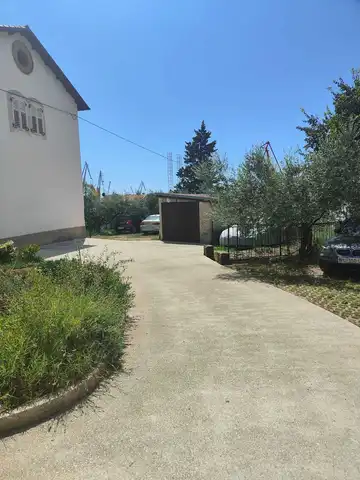 Parking Space in Castropola, Pula