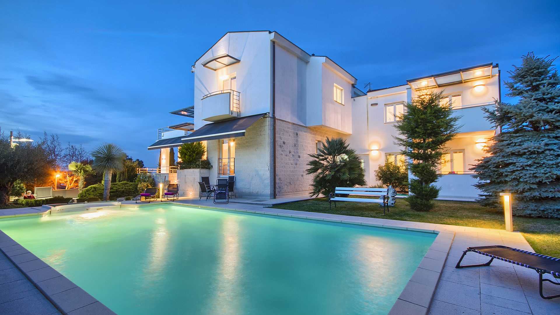 Villa Nicol