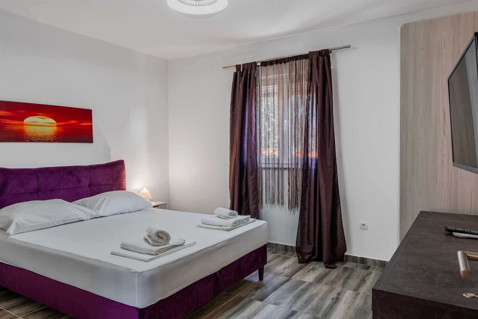 Villa Dalmacija - Villa for 6-7 persons | 3 bedrooms | Pool