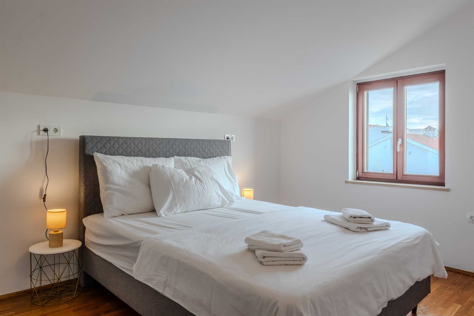 Penthouse Novalja - 3-bedroom apartment | Ideal for 6-8 persons | Sea view