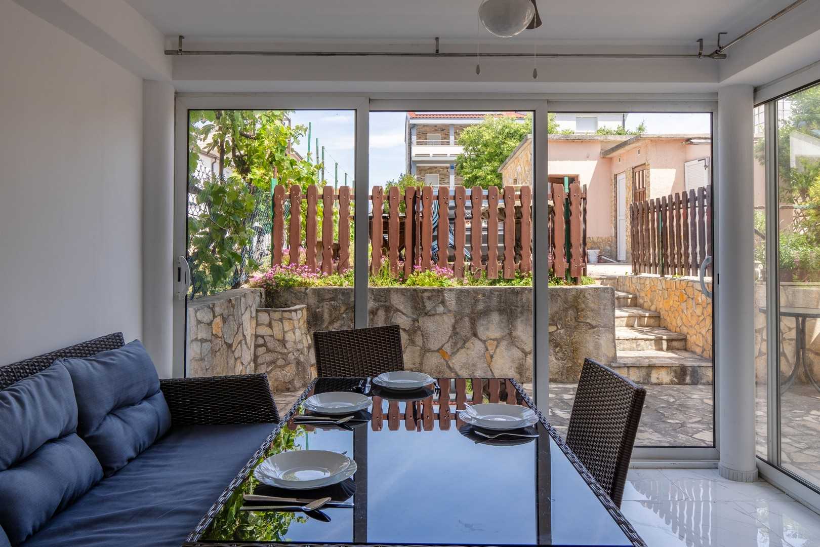 App Krištija 1 - Apartment for 4 persons | newly renovated | quiet location