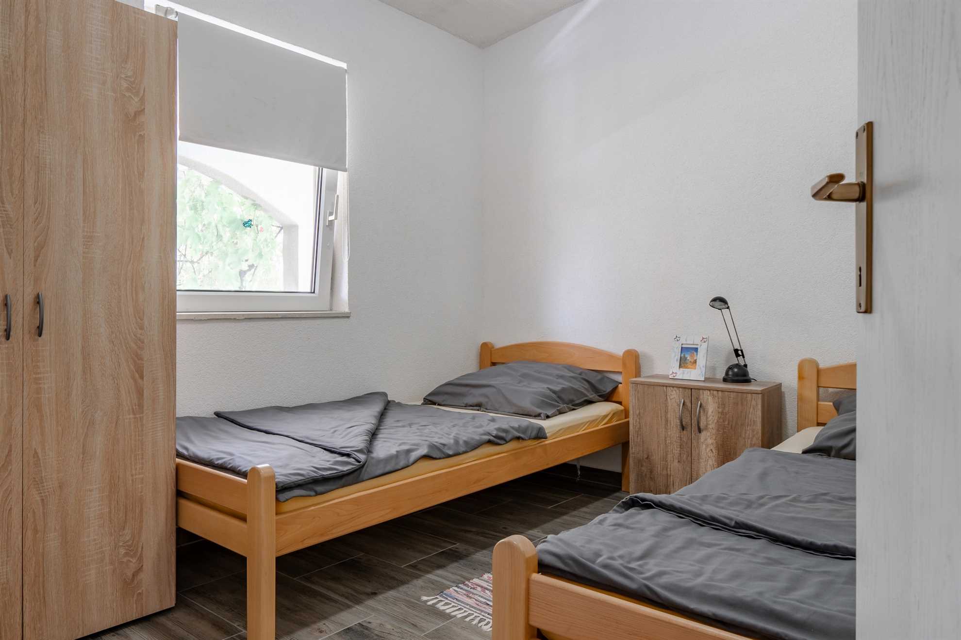 App Tušla 3 - Apartment with balcony | for 4 persons | BBQ