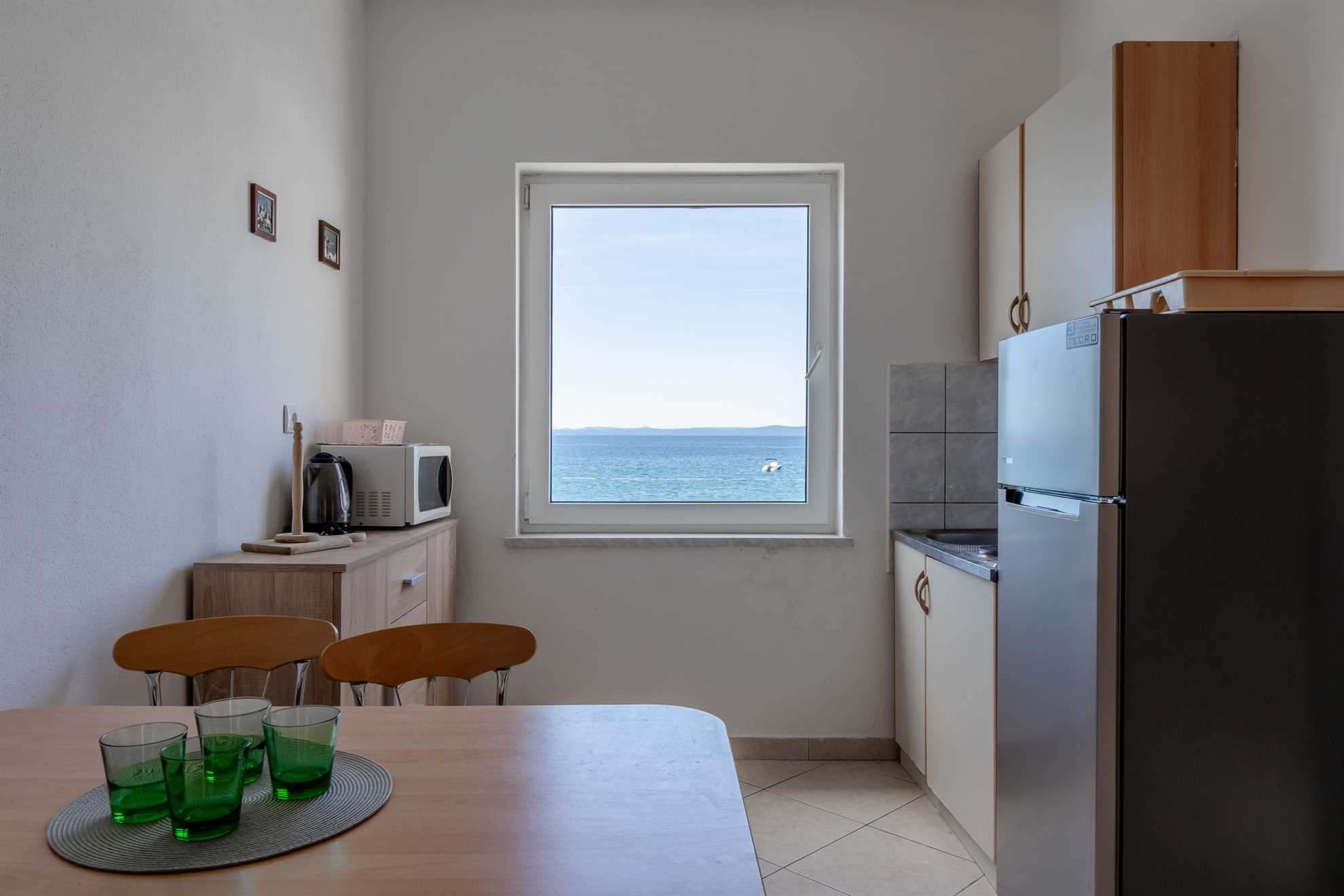 App Božena 2 - Beachfront | Apartment for 2-4 persons | 1 bedroom
