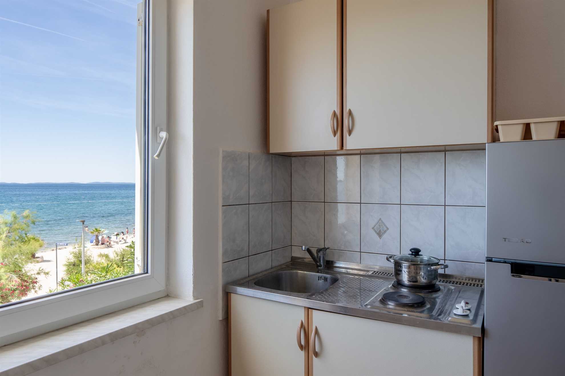 App Božena 2 - Beachfront | Apartment for 2-4 persons | 1 bedroom