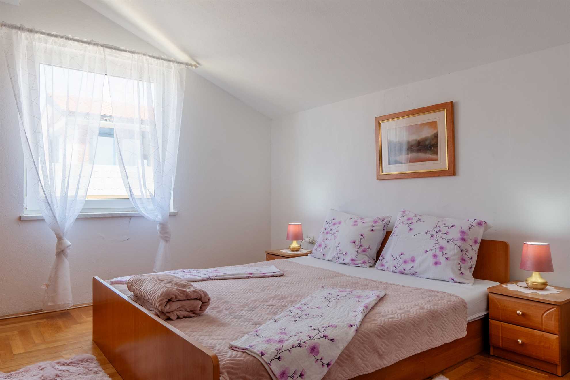 App Božena 2 - Beachfront | Apartment for 2-4 persons | 1 bedroom