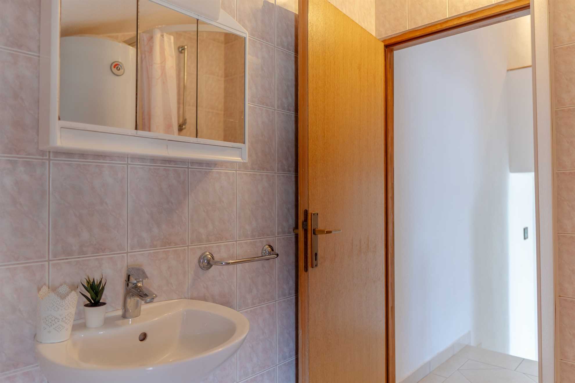 App Božena 2 - Beachfront | Apartment for 2-4 persons | 1 bedroom