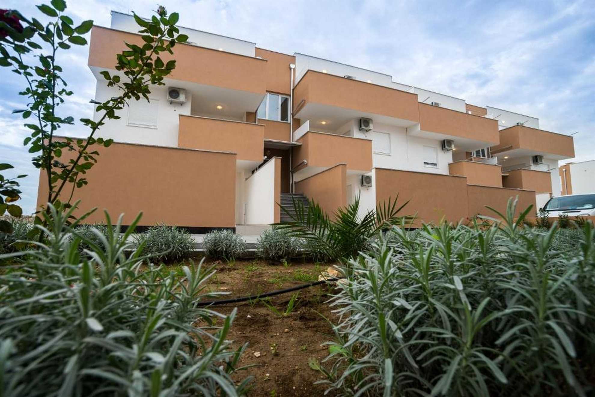 Village Nin D2 - Apartment for 4 persons | Swimming pool | quiet location