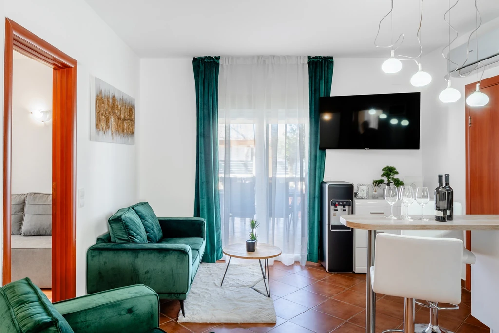 Newly Renovated Apartment in Vir for 4–5 with BBQ