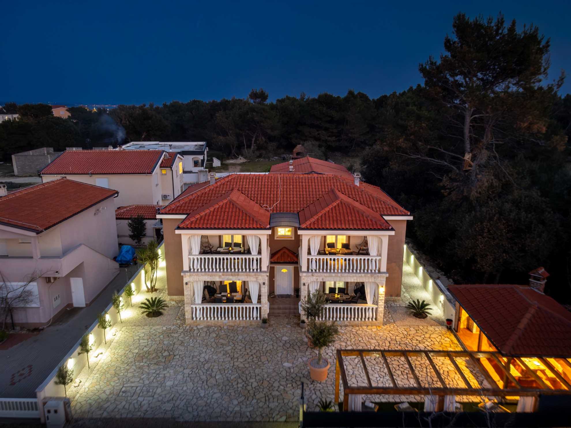 App Quercus 2 - Apartment for 4-5 persons | newly renovated | BBQ Gazebo