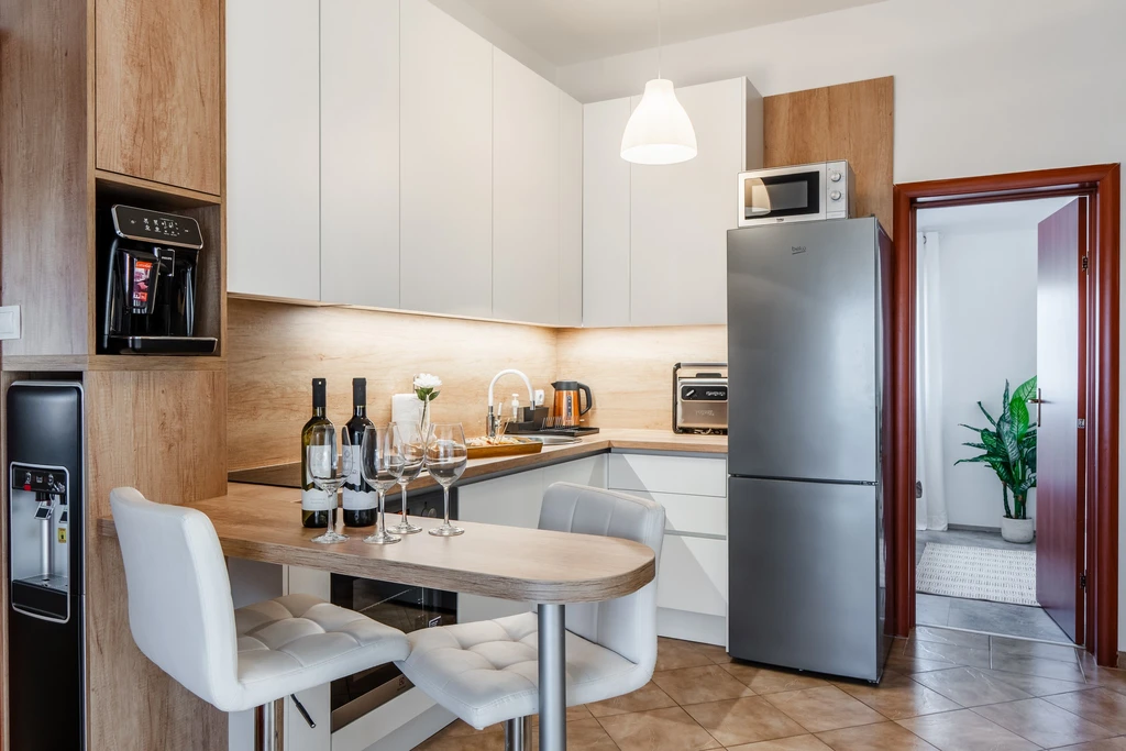 Vir Apartment for 4–5 Guests Near Pebble Beach