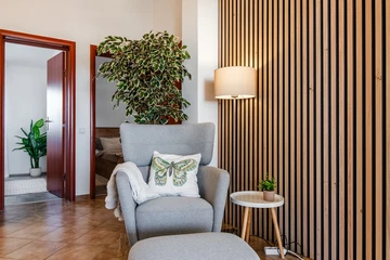 Vir Apartment for 4–5 Guests Near Pebble Beach