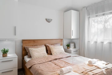 Vir Apartment for 4–5 Guests Near Pebble Beach