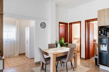 2-Bedroom Apartment in Vir for Up to 5 Guests