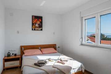 Apartment in Vir for 4-5 Guests with Sea View
