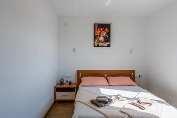 Apartment in Vir for 4-5 Guests with Sea View