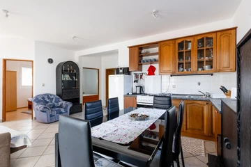 Vir Apartment for 5–7 Guests with Private Terrace