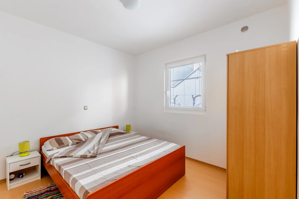 Vir Apartment for 5–7 Guests with Private Terrace