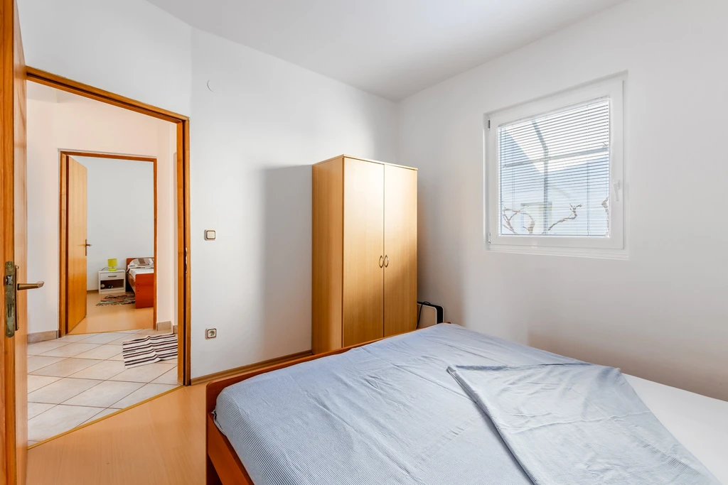 Vir Apartment for 5–7 Guests with Private Terrace