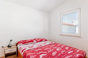 Vir Apartment with Balcony and BBQ (Sleeps 4)