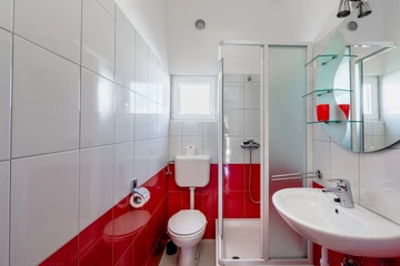 Quiet 1-Bedroom Apartment in Vir for 4 Guests