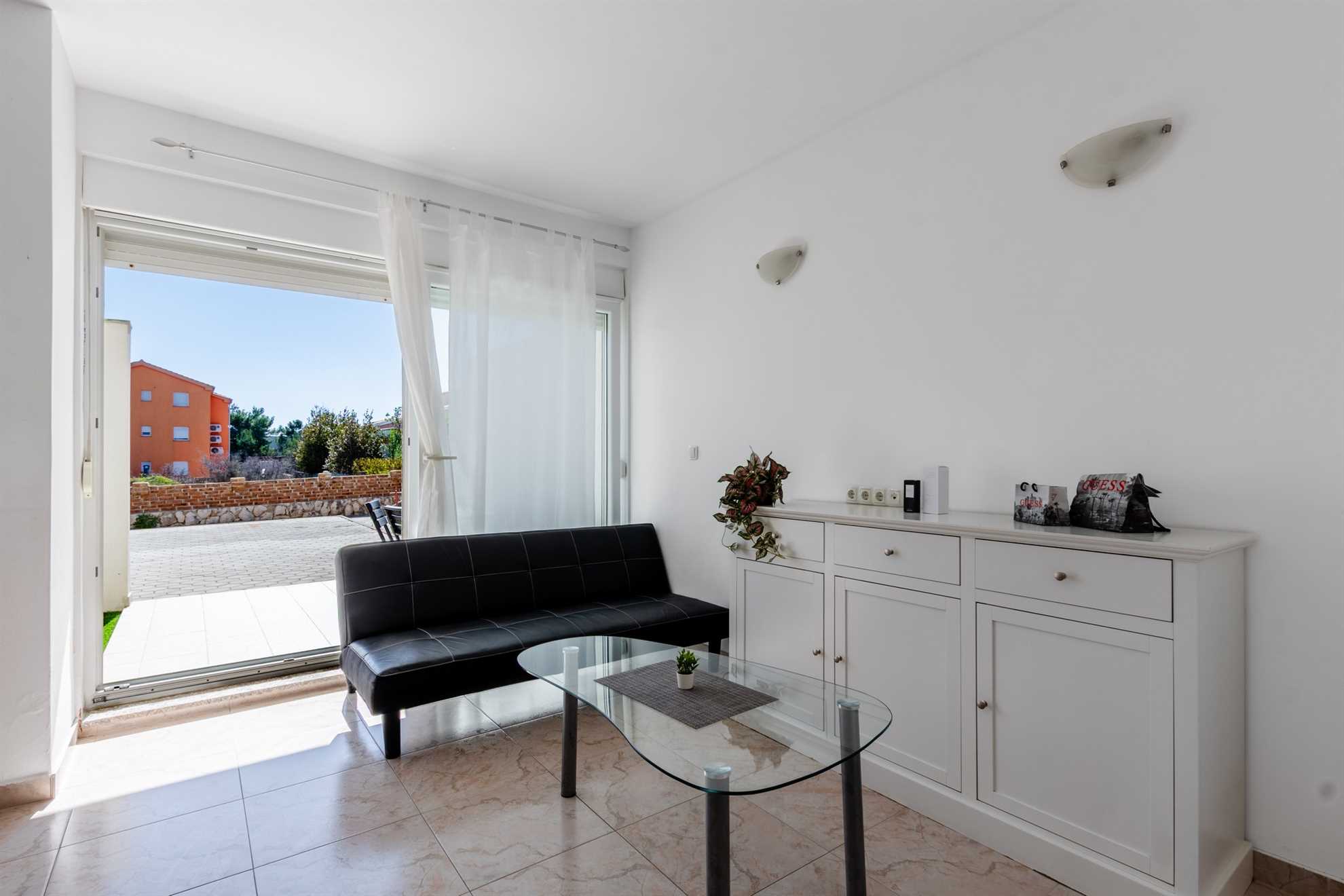 Village Nin F2 - Apartment for 4 persons | Swimming pool | quiet location