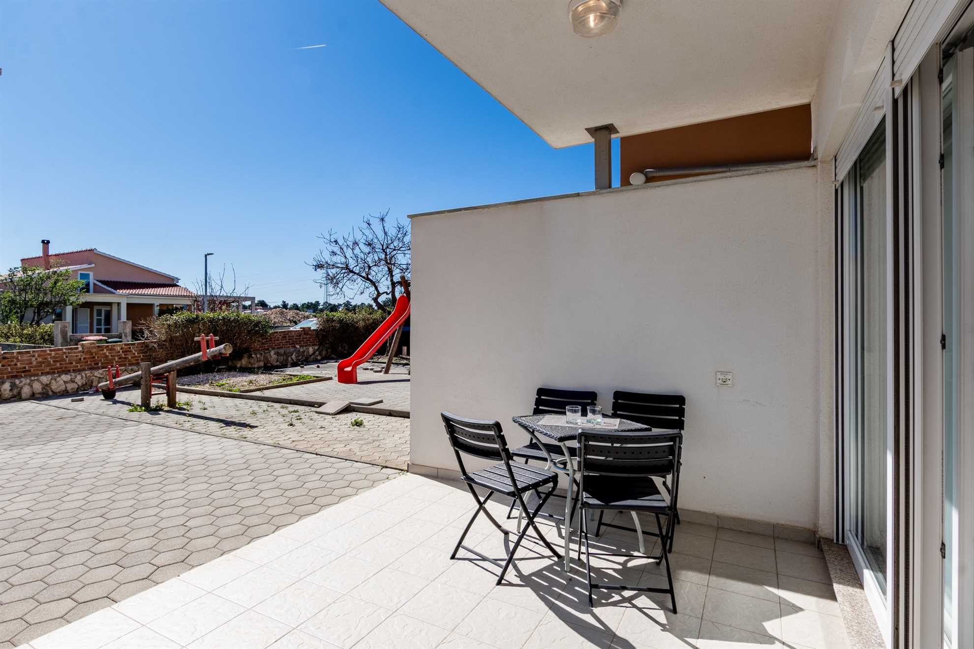 Village Nin F2 - Apartment for 4 persons | Swimming pool | quiet location