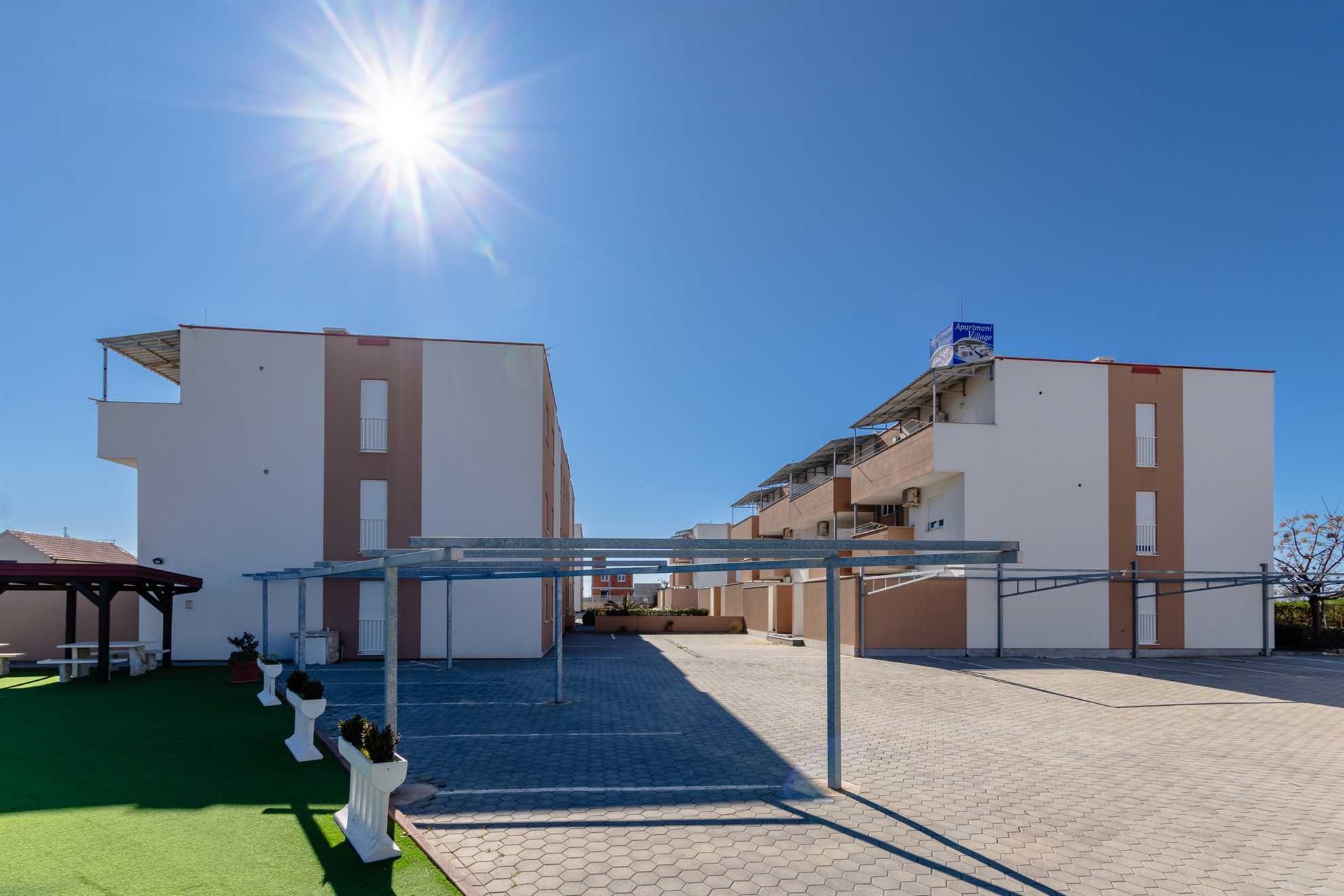 Village Nin F2 - Apartment for 4 persons | Swimming pool | quiet location