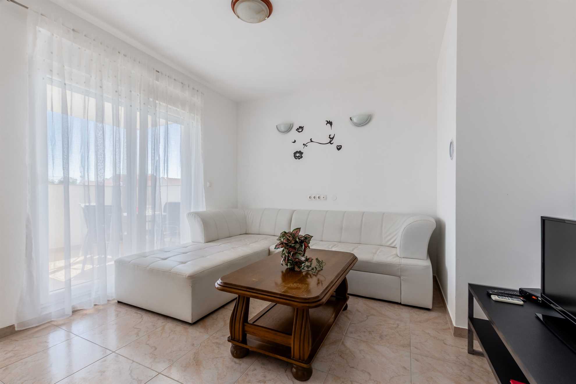 Village Nin F3 - Apartment for 4 persons | Swimming pool | quiet location