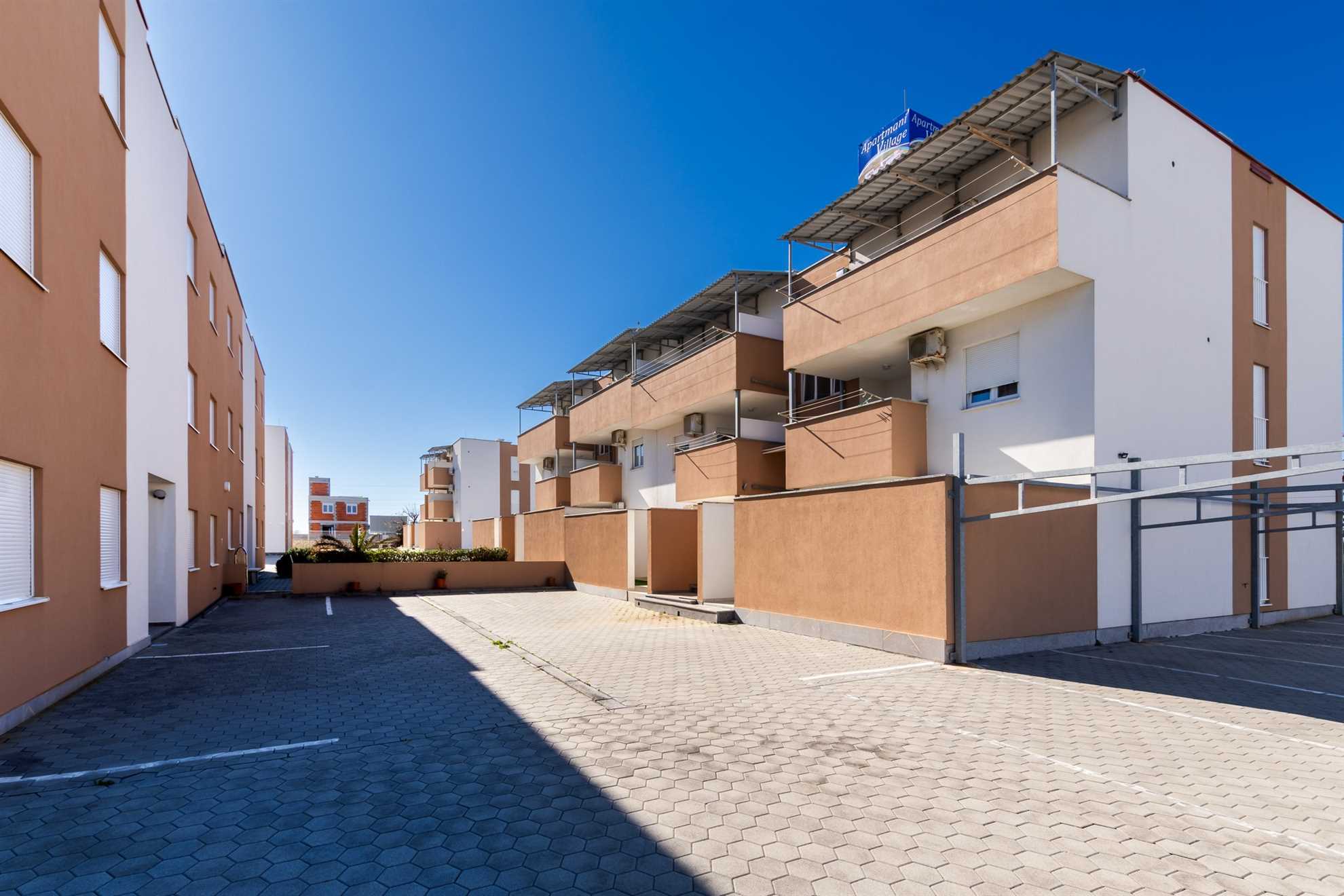 Village Nin F3 - Apartment for 4 persons | Swimming pool | quiet location