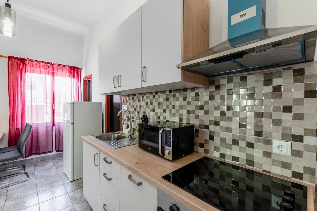 Vrsi Studio for 2–3 Guests with Terrace