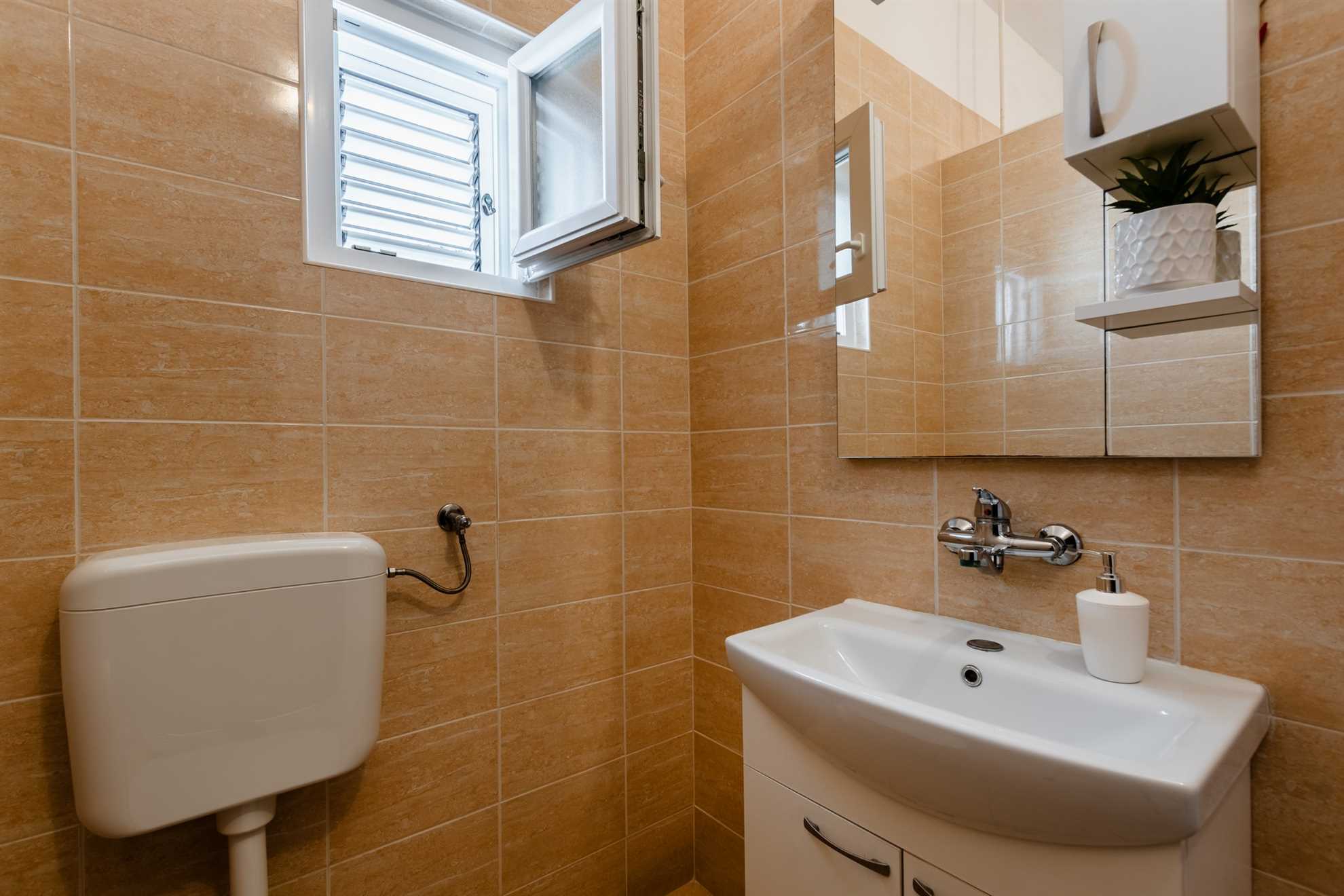 App Papić 1 - Apartment for 2-3 persons | newly renovated | Vrsi