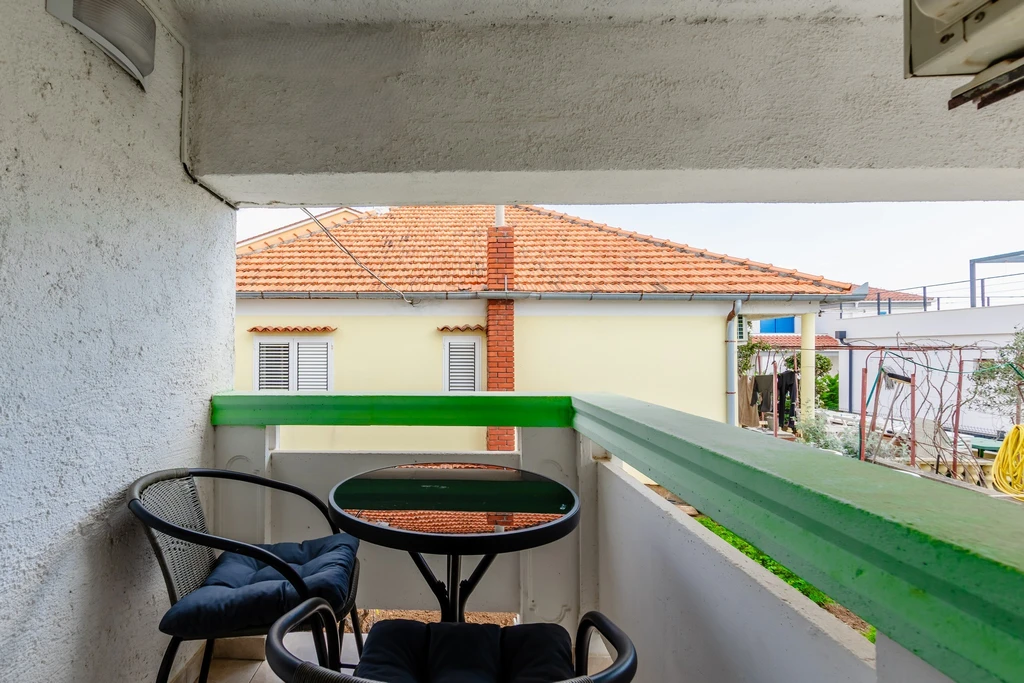 Studio Apartment in Vrsi for 2 Guests