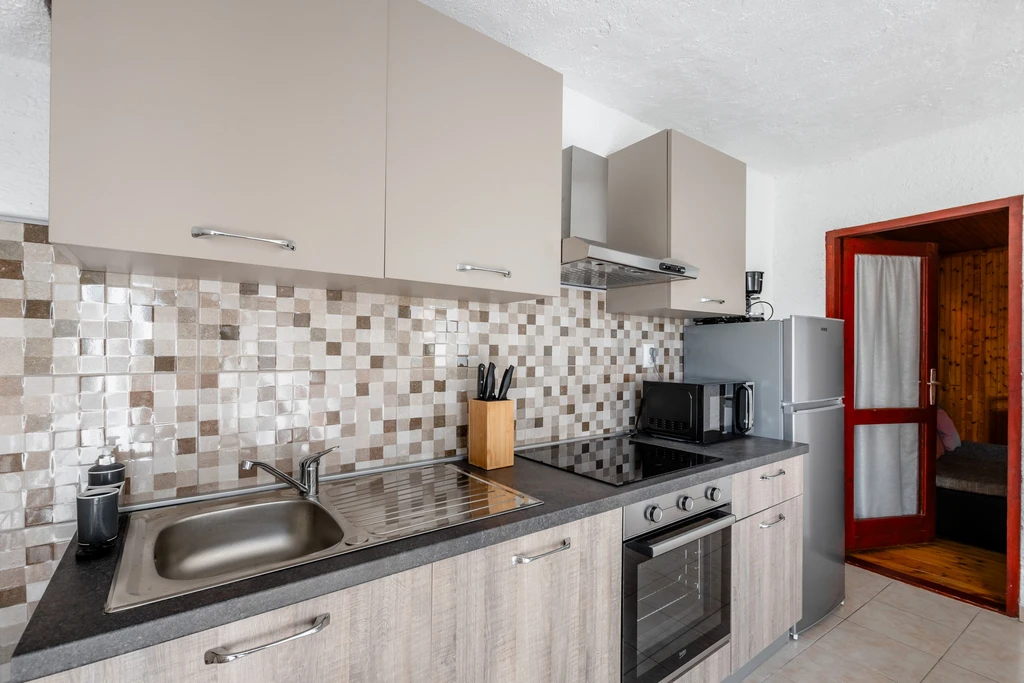 Studio Apartment in Vrsi for 2 Guests