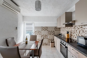 Studio Apartment in Vrsi for 2 Guests