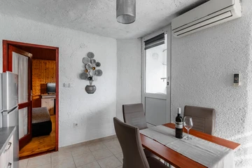 Studio Apartment in Vrsi for 2 Guests