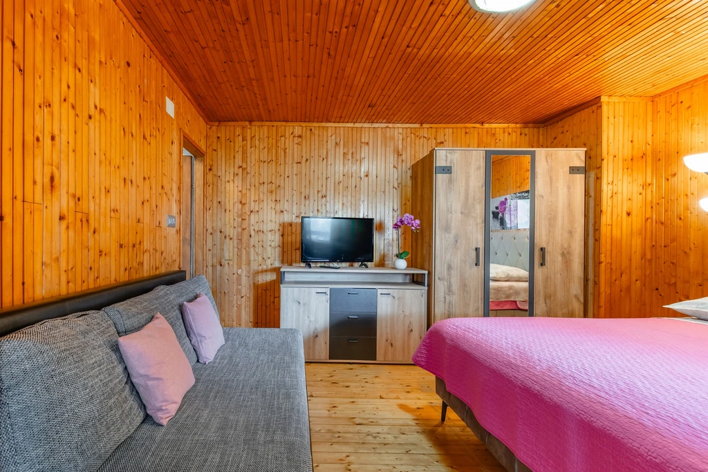 Studio Apartment in Vrsi for 2 Guests