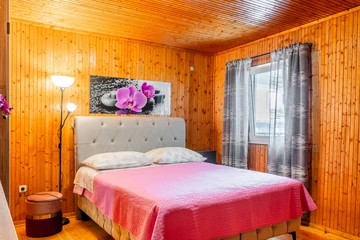 Studio Apartment in Vrsi for 2 Guests