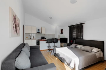 Vrsi Studio Apartment for 2 with Terrace