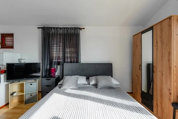 Vrsi Studio Apartment for 2 with Terrace