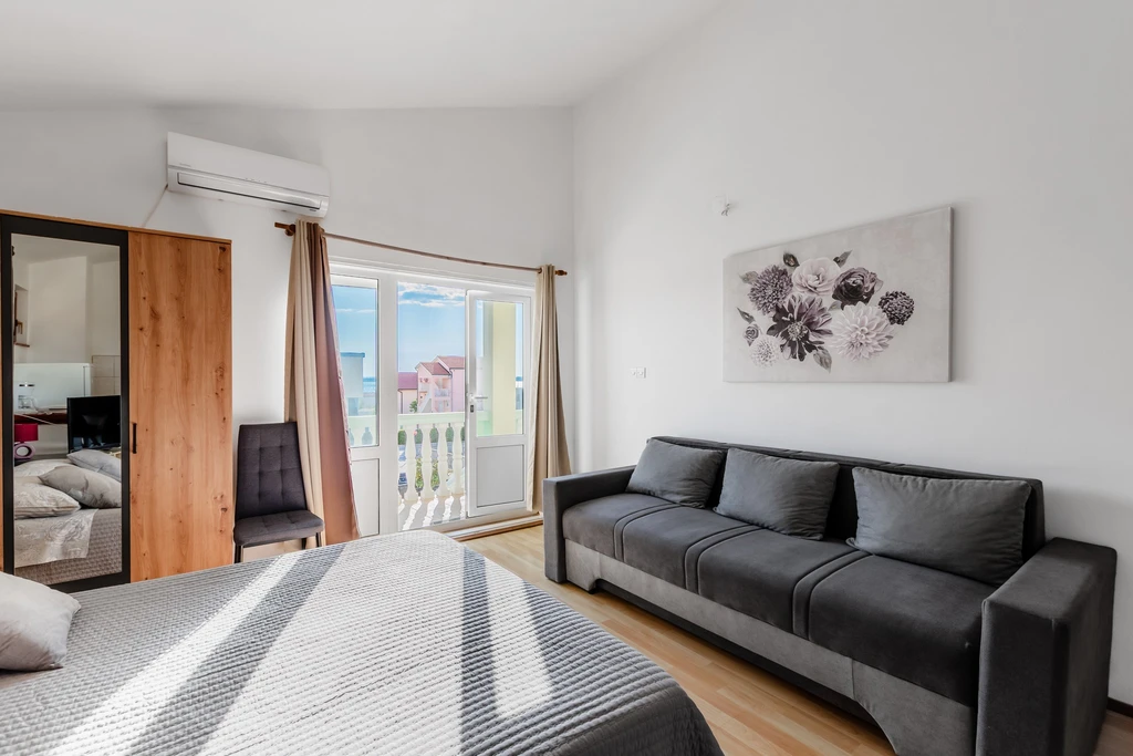 Vrsi Studio Apartment for 2 with Terrace