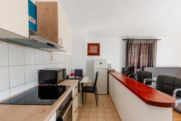 Vrsi Studio Apartment for 2 with Terrace