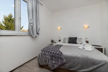 Apartment in Brodarica Šibenik with Sea View Terrace