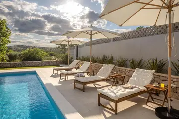 Stone Villa in Primošten for up to 8 Guests